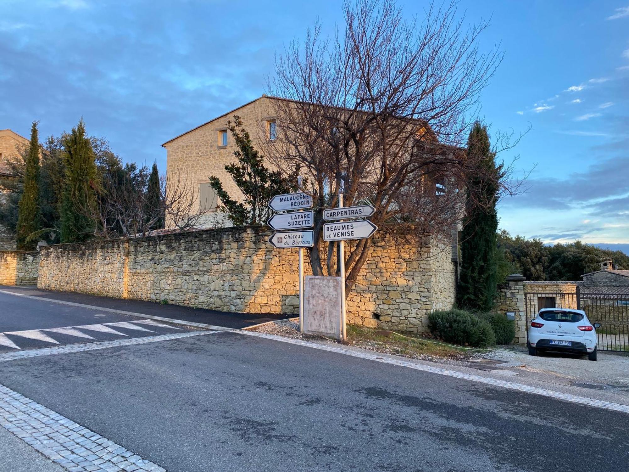Le Barroux Les-Pepites-De-Badou Presentent La Graviere מראה חיצוני תמונה